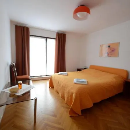 House Anton With Free Parking *